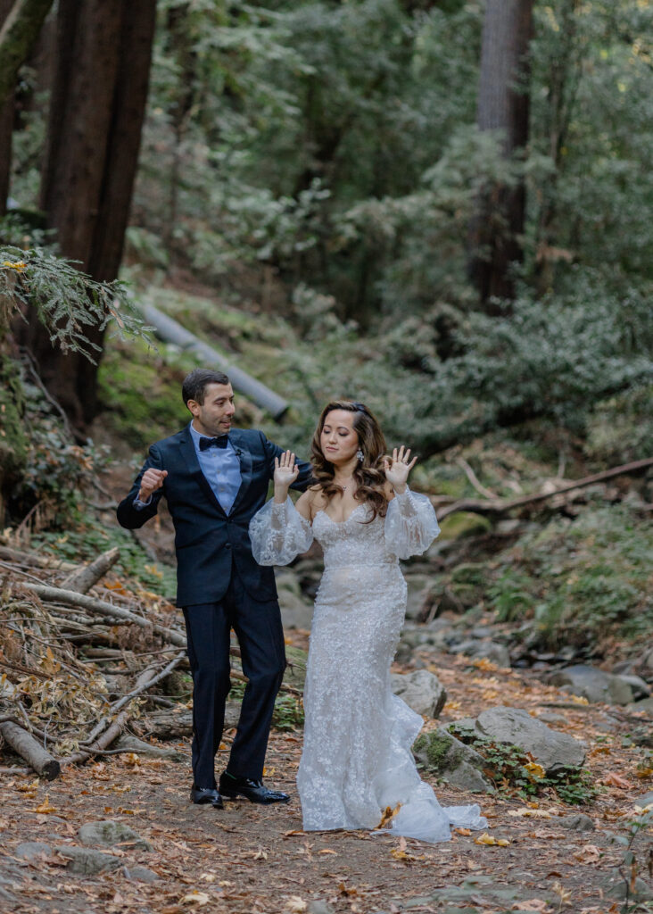 A bride and groom dance at Saratoga Springs